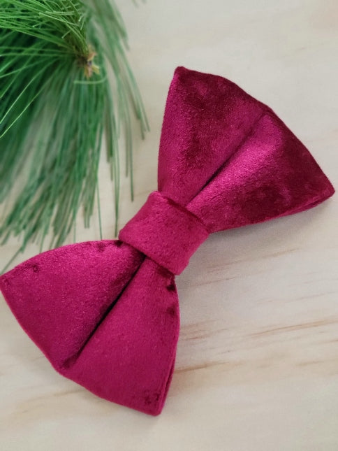 Velvet Dog Bow Tie - Cranberry