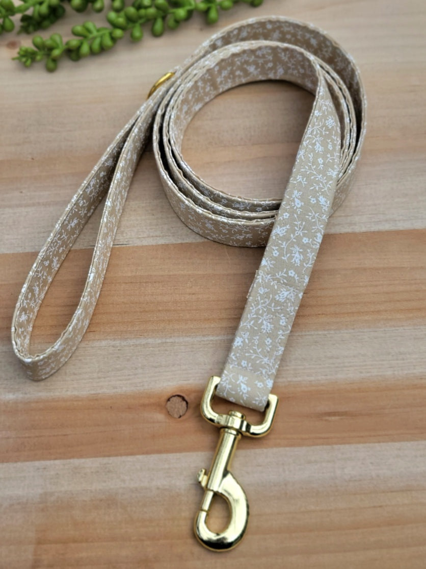 Dark Ivory Floral Dog Leash