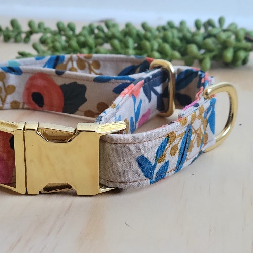 Rosa Martingale Collar