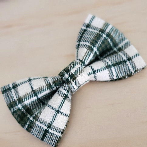 Spruce Flannel Dog Bow Tie
