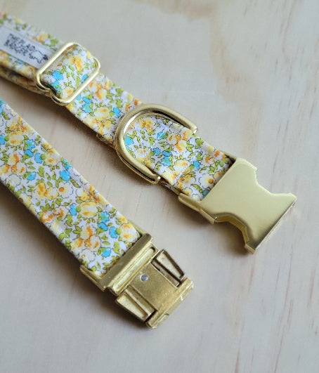 Sunny Calico Floral Dog Collar