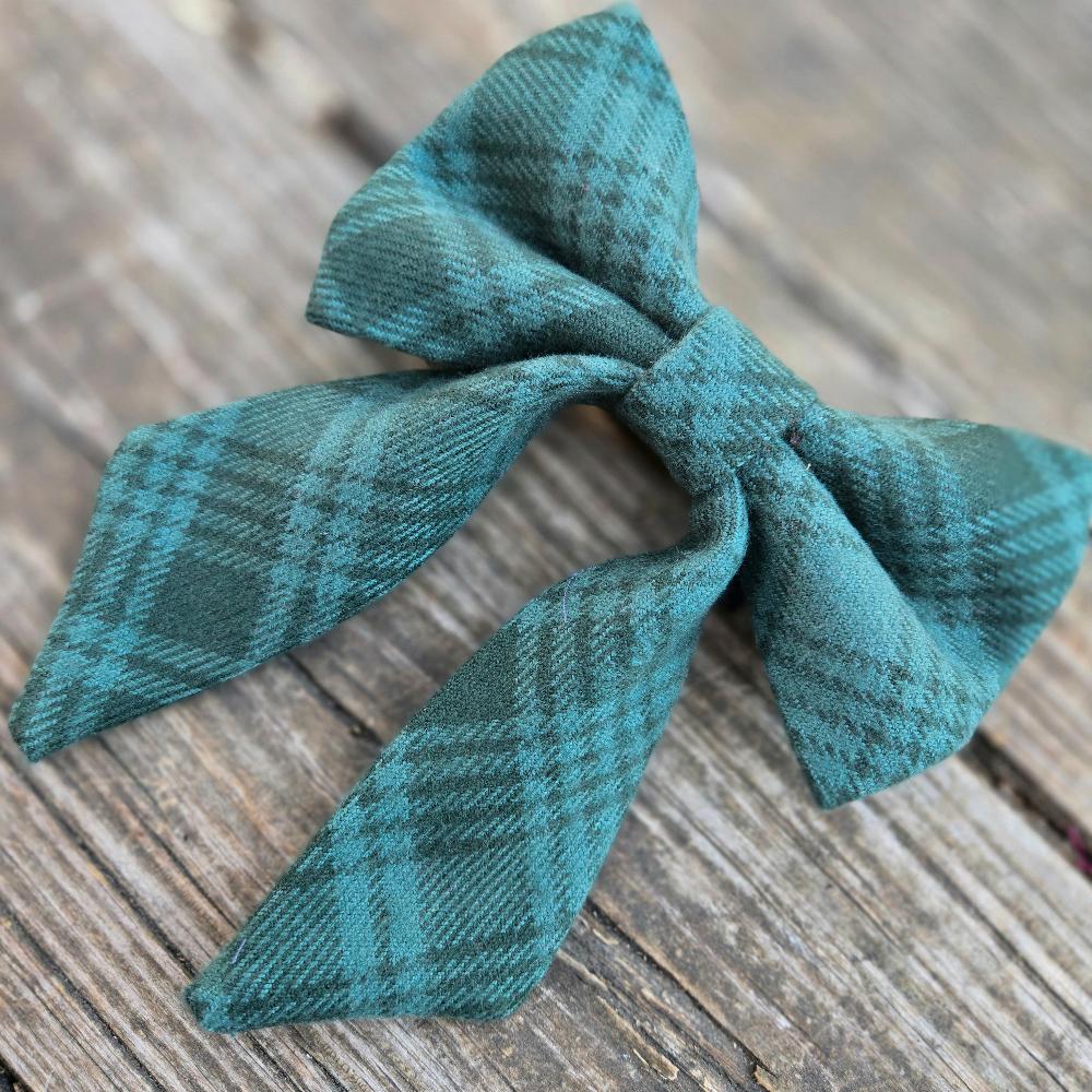 Balsam Plaid Fancy Dog Bow