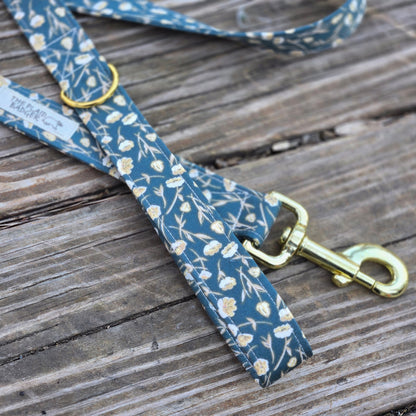 Dancing Tulips Dog Leash