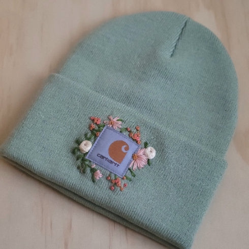 Plaid sales carhartt hat