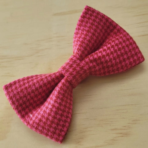 pink and red houndstooth pattern dog bow tie perfect for barbie fan or valentines day, fits over the collar made with cotton flannel